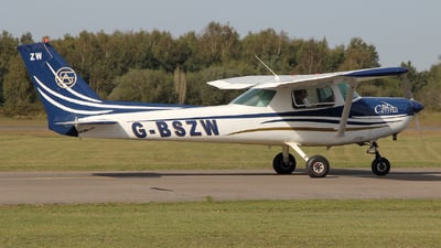 Cessna 152 photo
