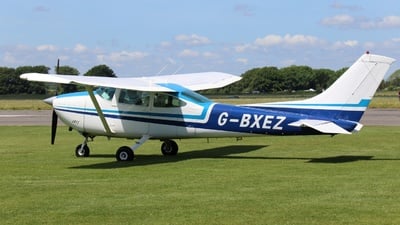 CESSNA 182P photo