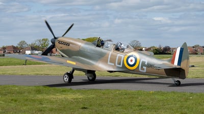 Spitfire MkT IX Spitfire photo